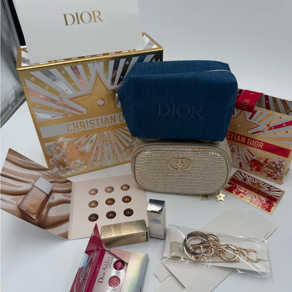 Dior Gold and Navy Holiday Makeup Set - Picture 10 of 10